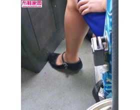  外出旅游拍女人的一带布鞋9P 